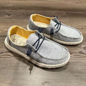 Hey Dude Women’s
Size 7